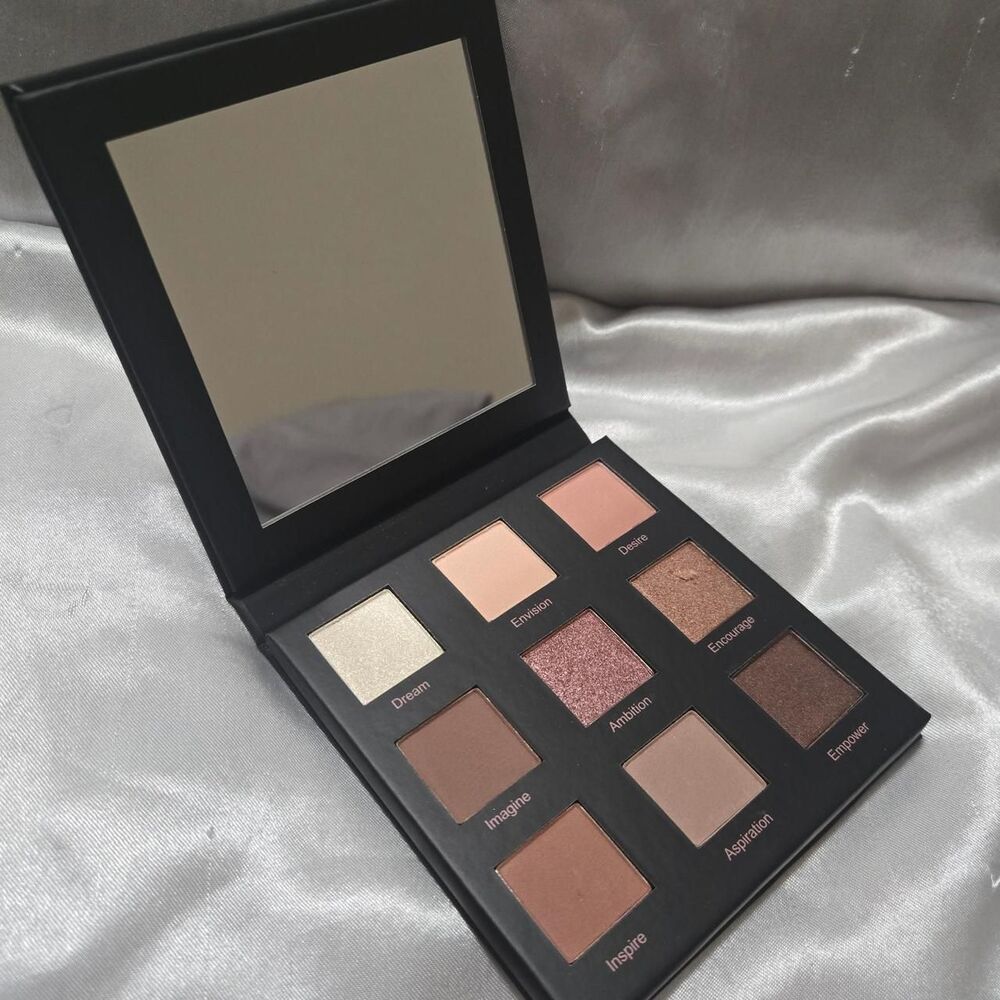 Realher Dreams So Big Eyeshadow Palette